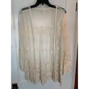 Cream Lace Kimono